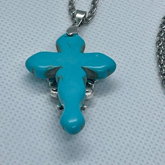 Turquoise Howlite Stone Cross Pendant Necklace Womens Casual Religious Jewelry - Picture 4 of 6